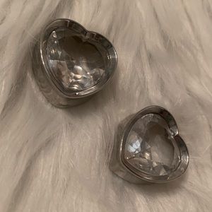 7/8” in Heart Plug